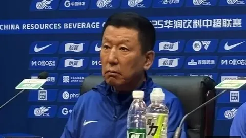 热刺中卫丹索今夏欲离队，桑德兰租借请求遭热刺婉拒转会动态